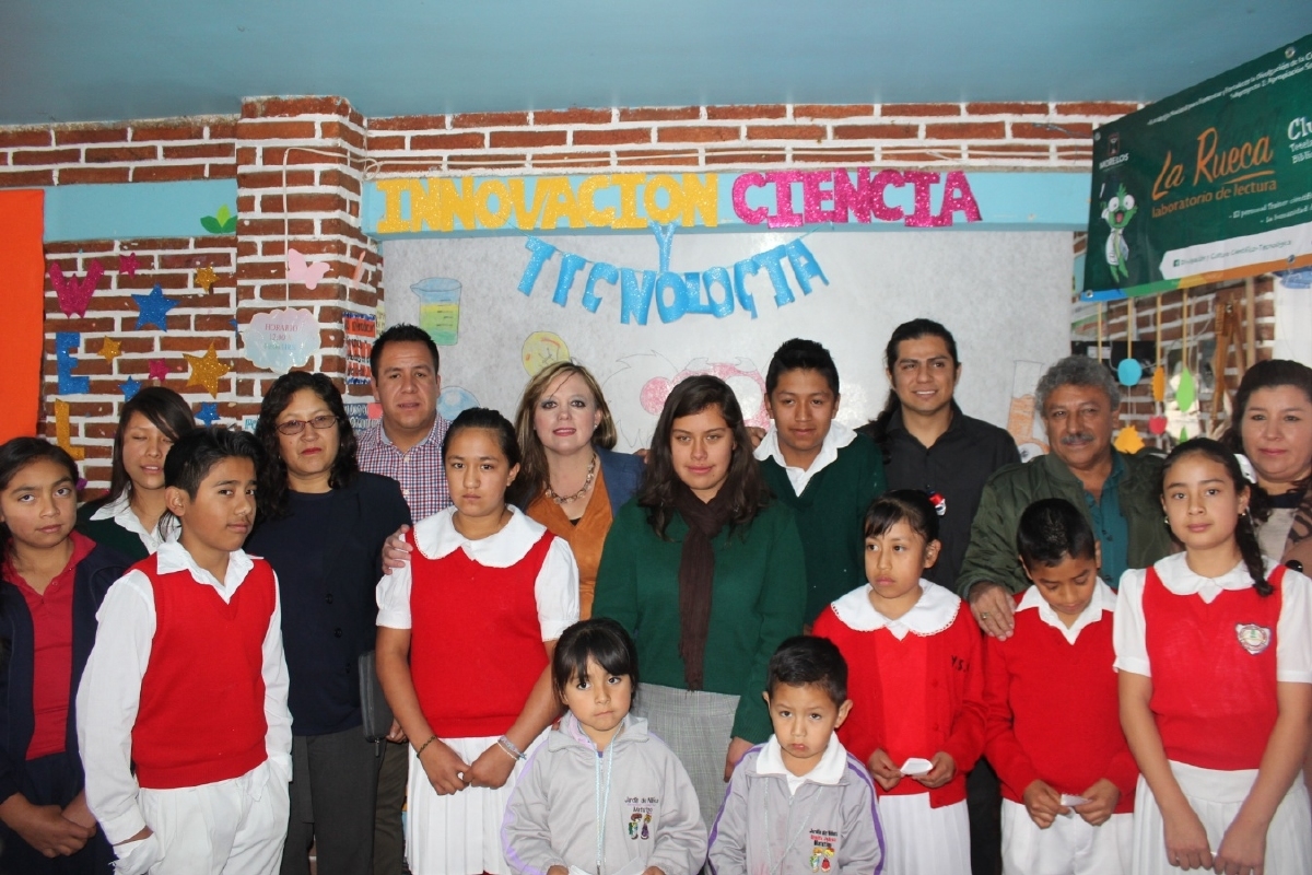Fomentan la lectura en niños, jóvenes y adultos de Tetela del Volcán