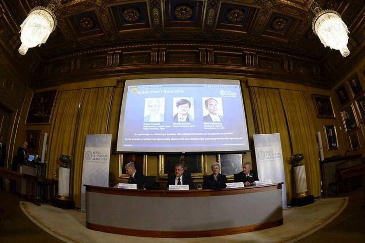 Un británico y finlandés se llevan el Nobel de Economía