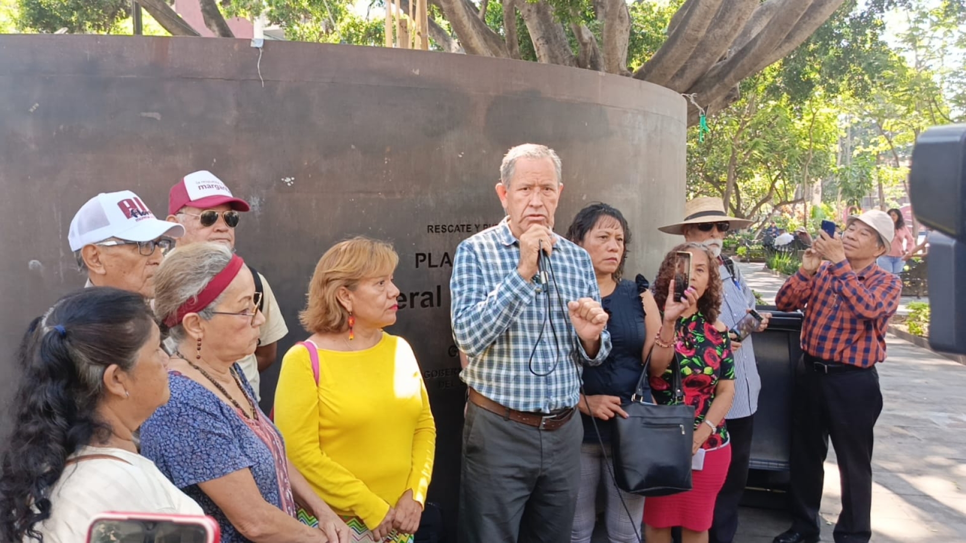 Llaman a conformar gabinete paritario