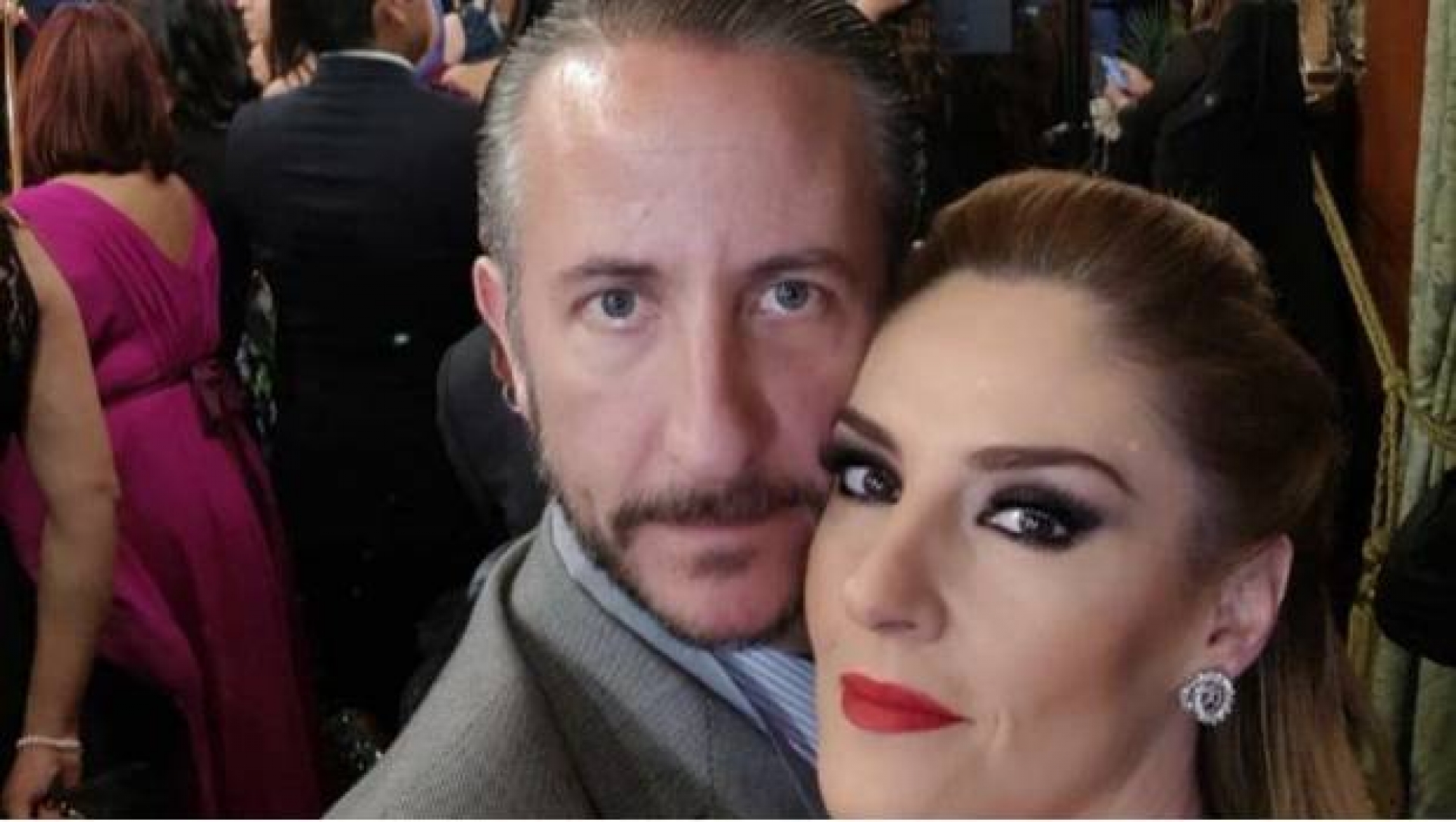VIDEO: Chantal Andere vive momento incómodo en Palacio Nacional