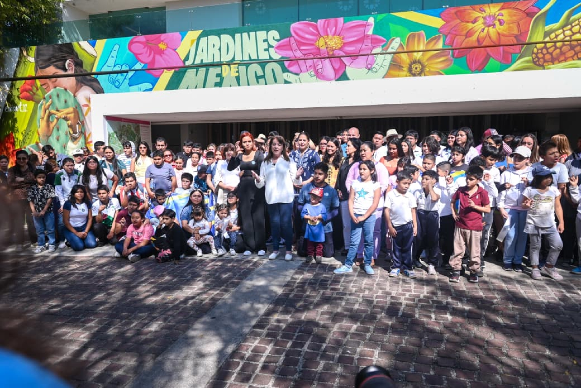 Impulsa gobernadora Margarita González Saravia inclusión laboral y fortalecimiento cultural en Morelos