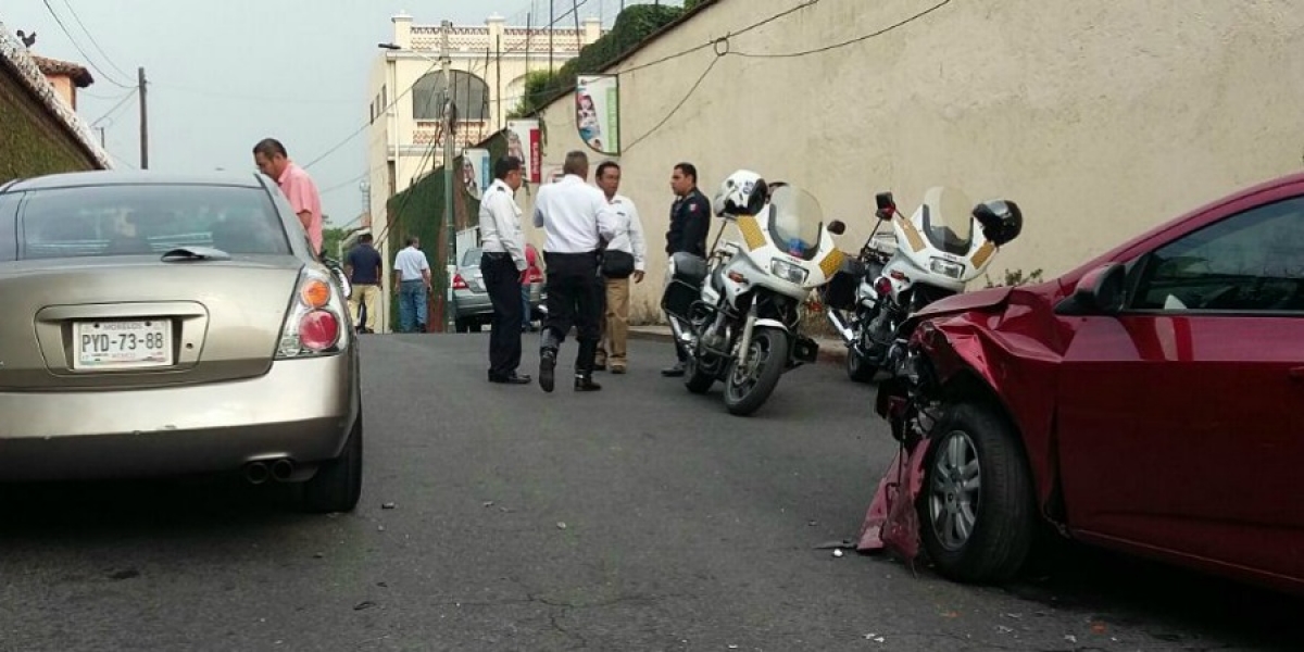 Detienen a un hombre acusado de robar un vehículo en el centro de Cuernavaca