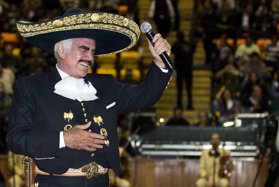 Se despide Vicente Fernandez en el Azteca