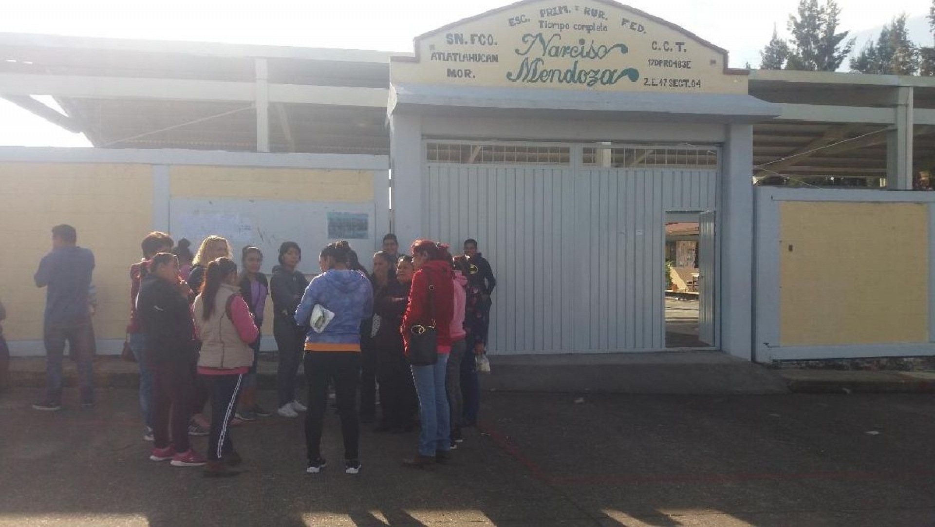 Destituyen a director de primaria de Atlatlahucan