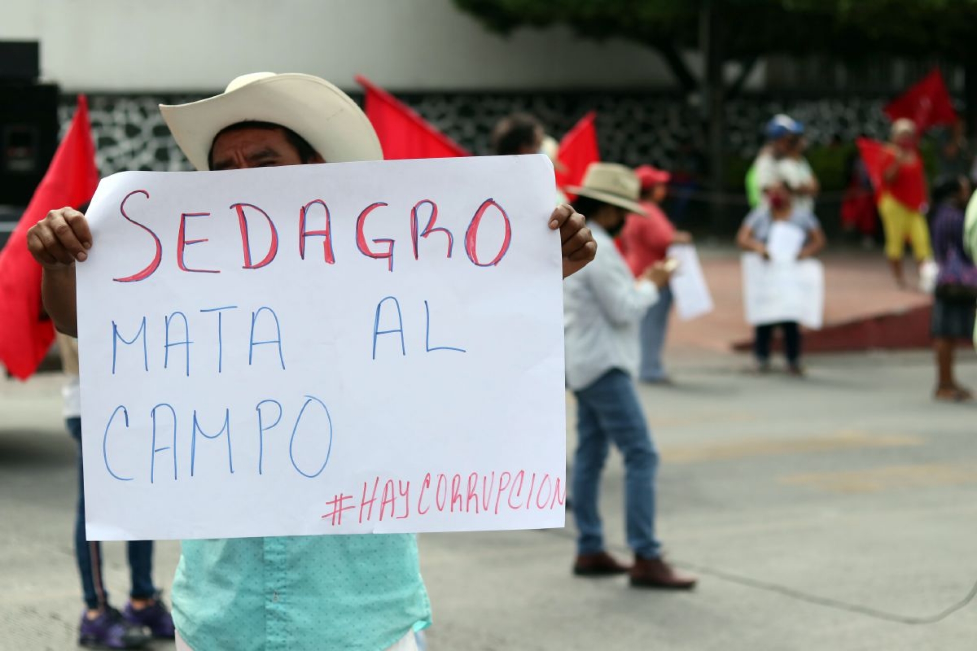 Antorcha Campesina reanuda bloqueos