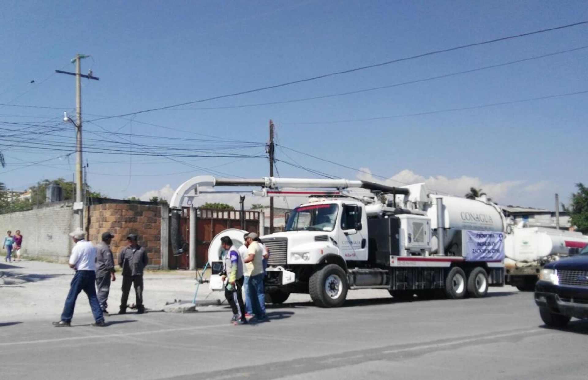 Inicia Conagua el desazolve de las redes hidráulicas en la zona sur