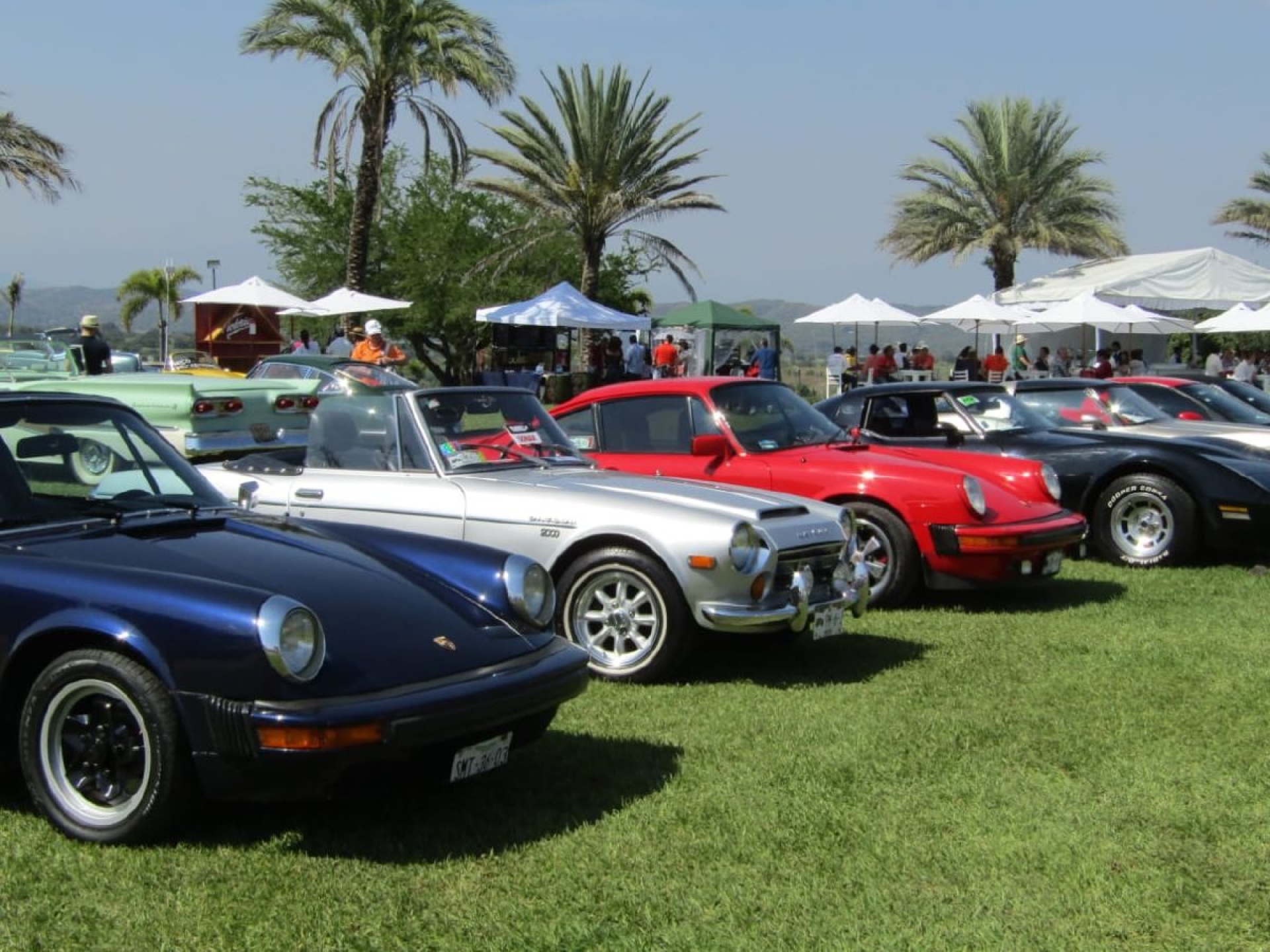 Presumen autos clásicos en el Festival Vintage 2018
