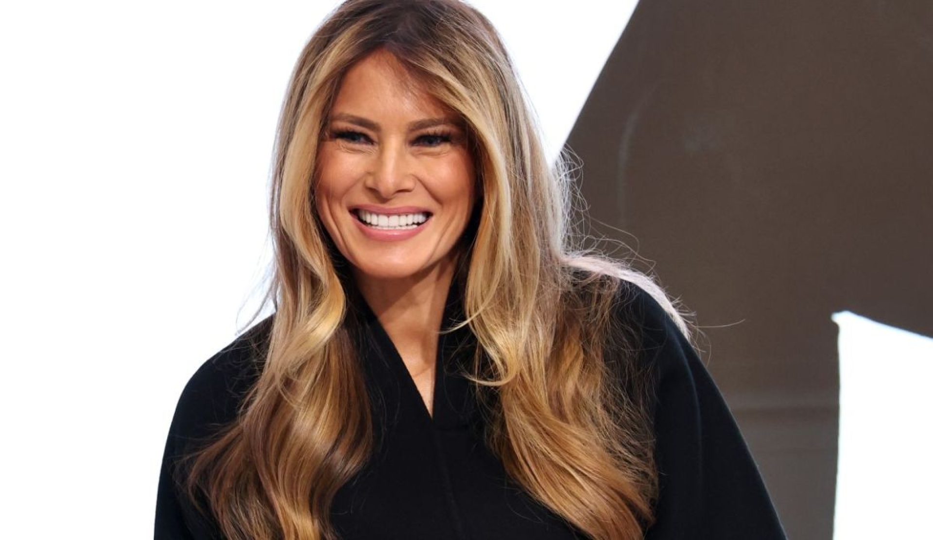 Melania Trump protagoniza documental que revela su vida antes de asumir presidencia