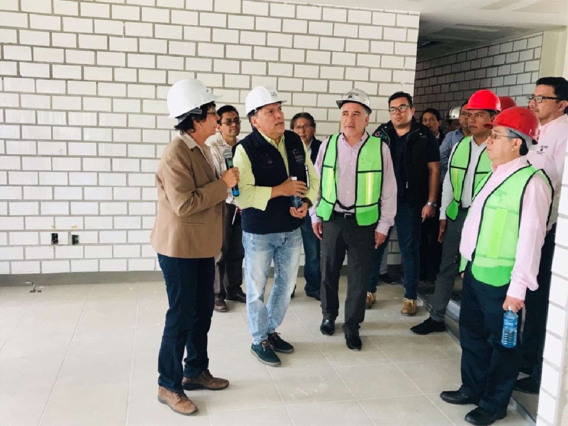 Evalúan avance en obras de infraestructura en la UAEM