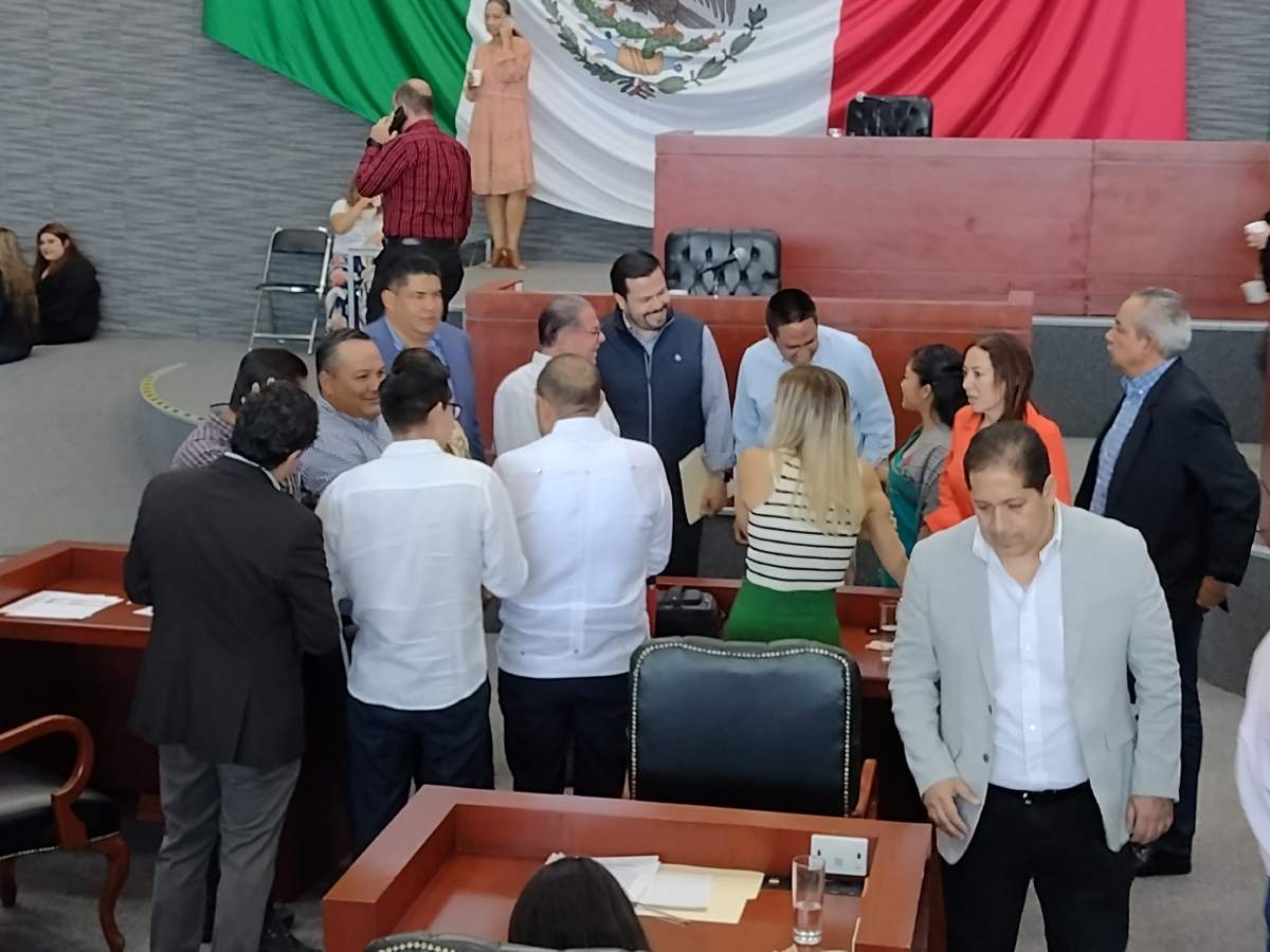 Dirigentes del Congreso siguen en rebeldía