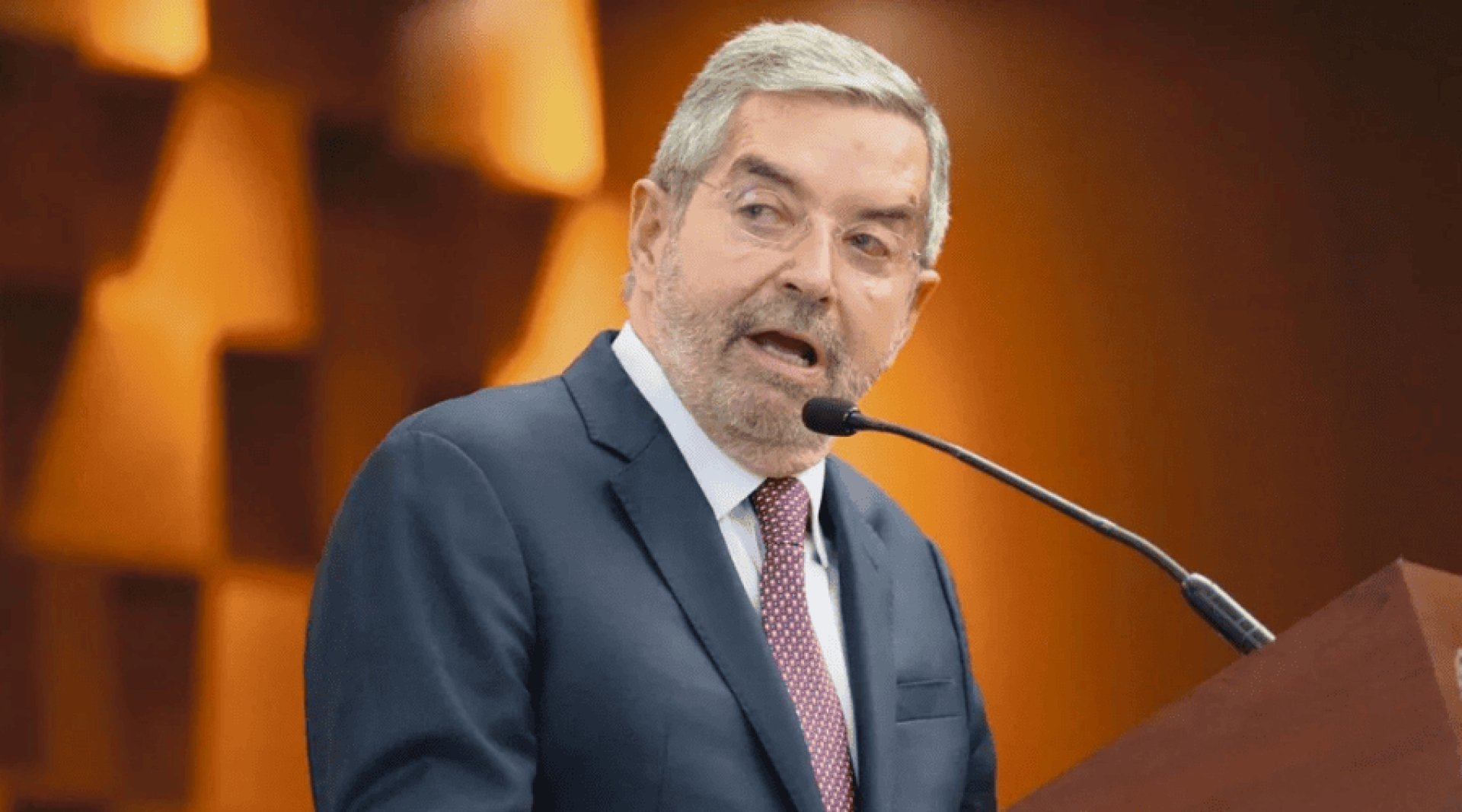 De la Fuente renuncia a SRE; Velasco asumiría como nuevo canciller