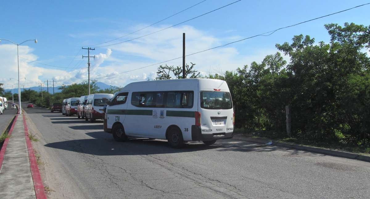 Ruteros piden comprensión a estudiantes