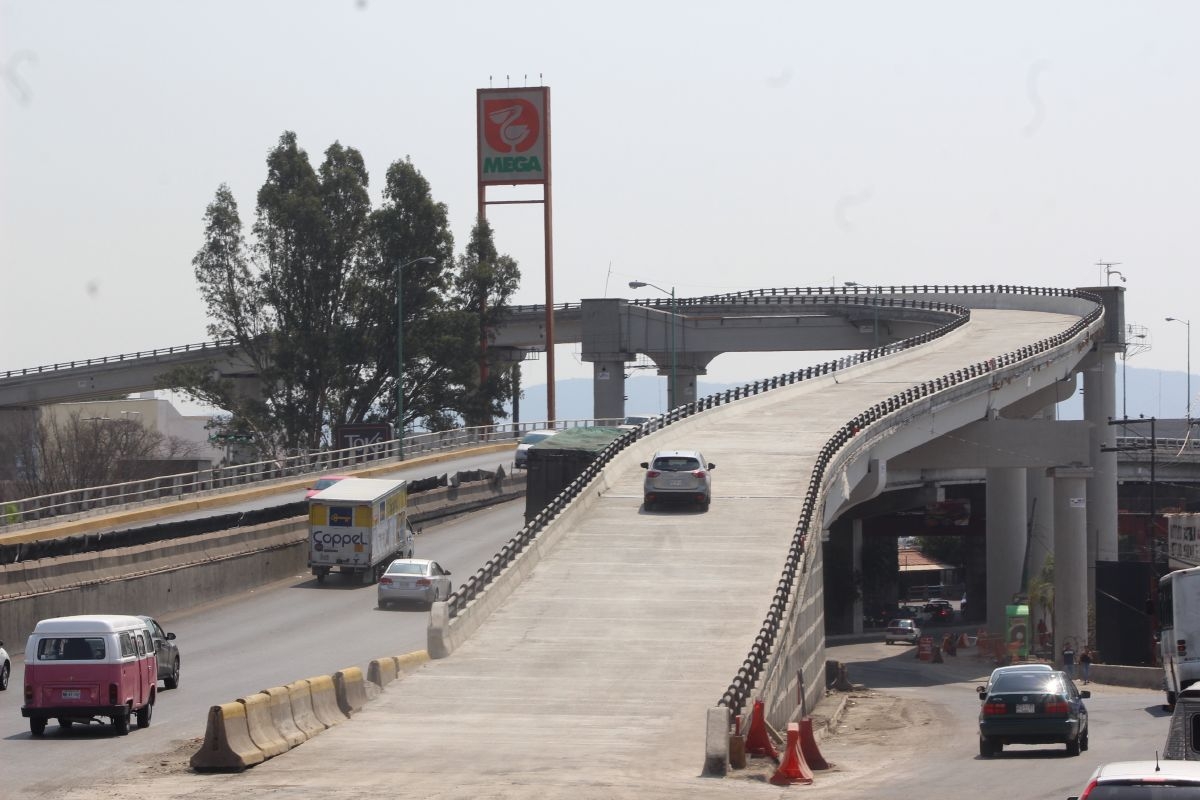 Se abrió a la circulación el puente Jacarandas