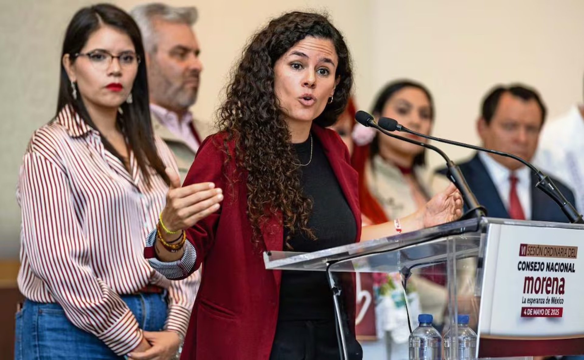 Morena convoca a congreso para renovar dirigencia tras salida de Alcalde