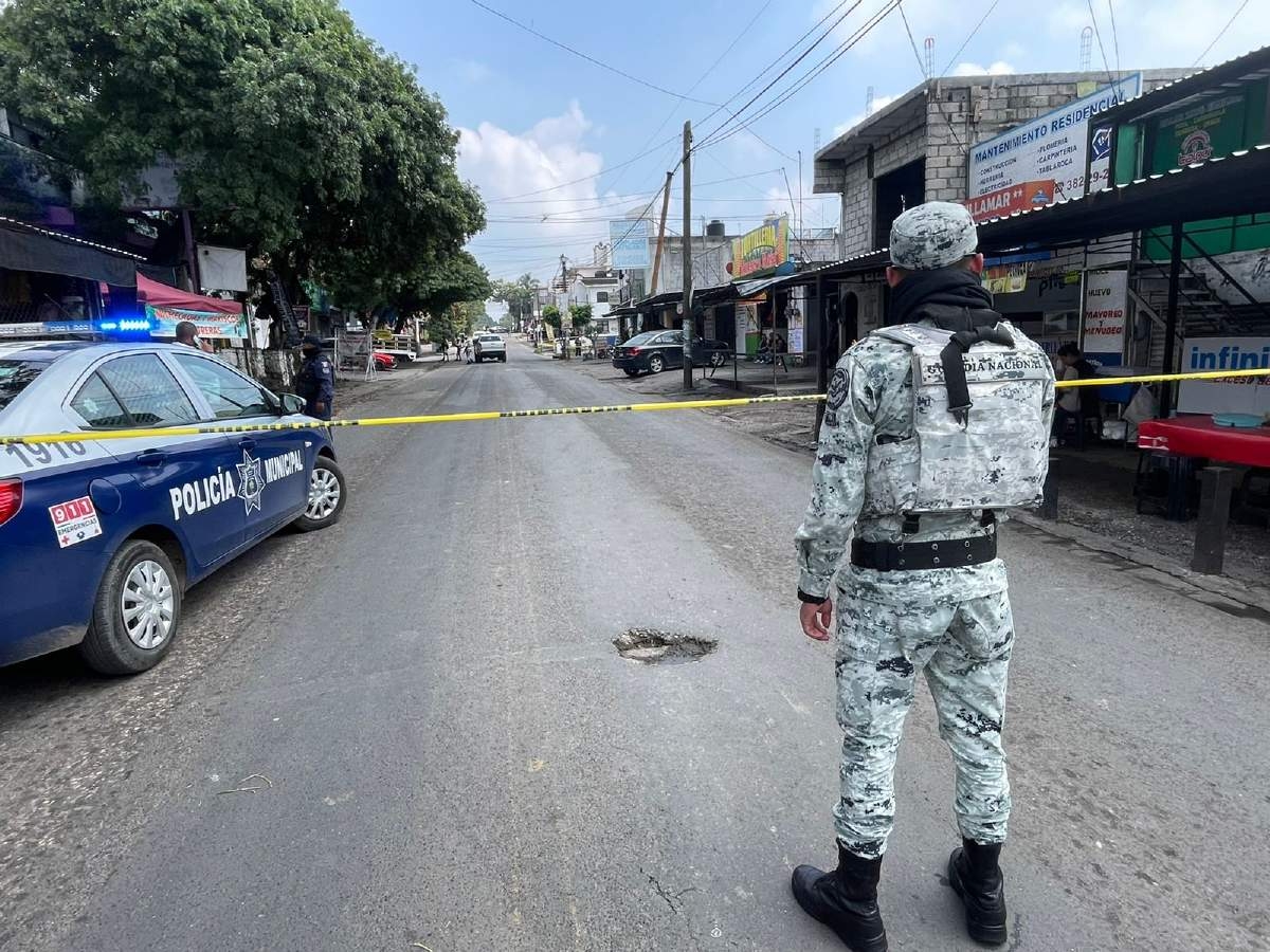 Acribillan a dos individuos en Ahuatepec