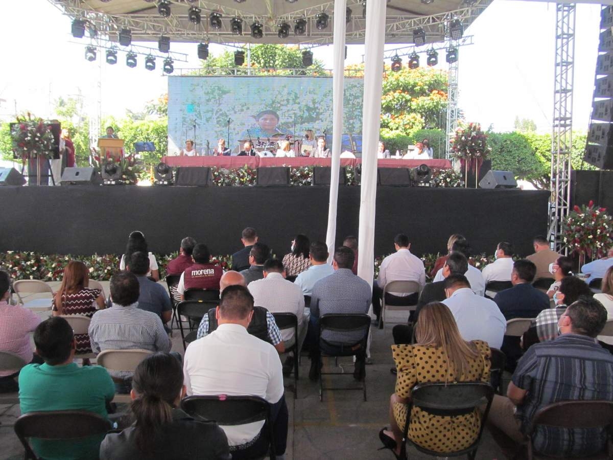Toman protesta nuevos ayuntamientos de la región sur