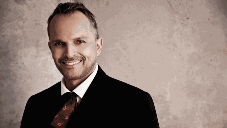Miguel Bosé grabará en México un disco "MTV Unplugged"