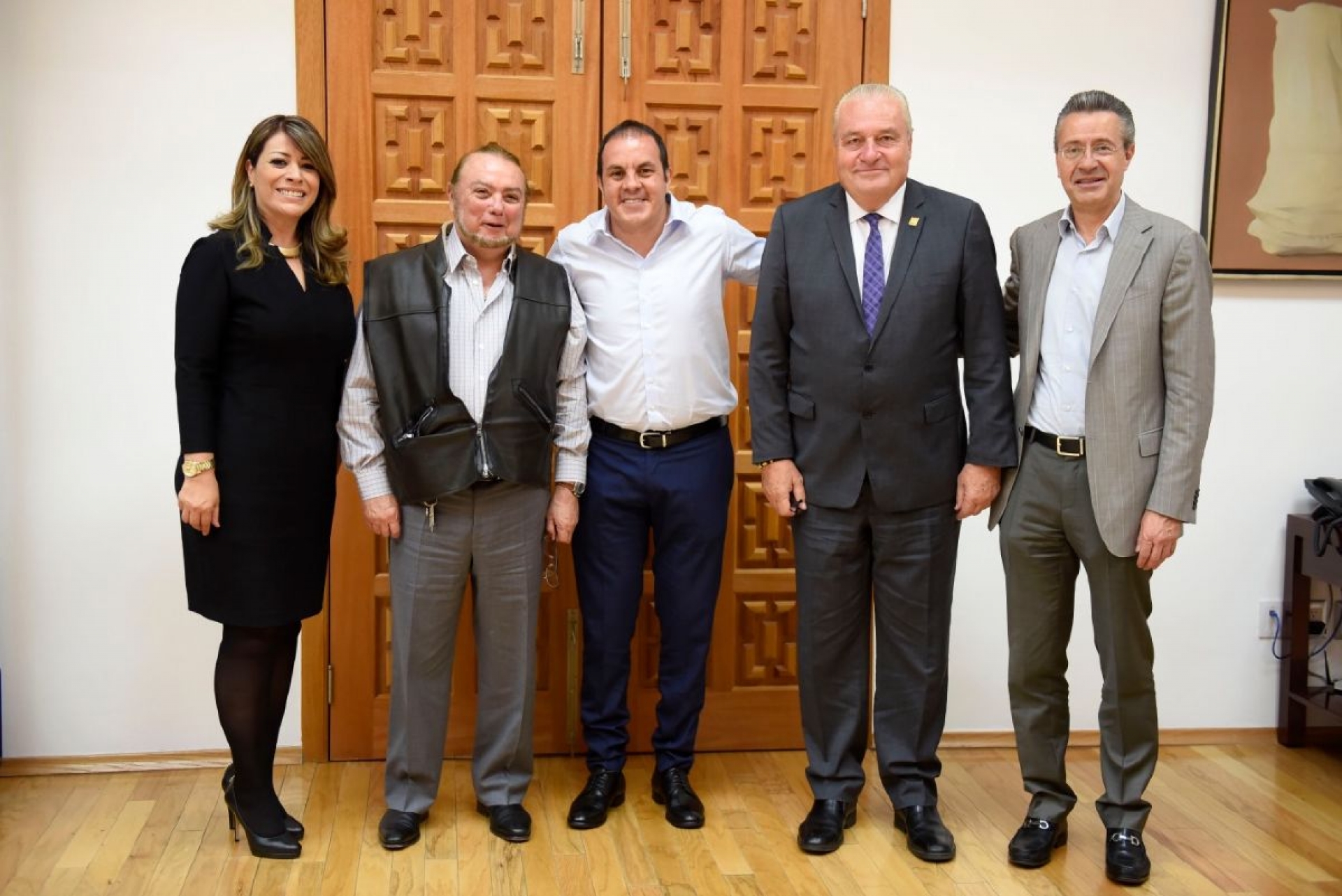 Revisan proyectos Cuauhtémoc Blanco y autoridades de Banca Afirme