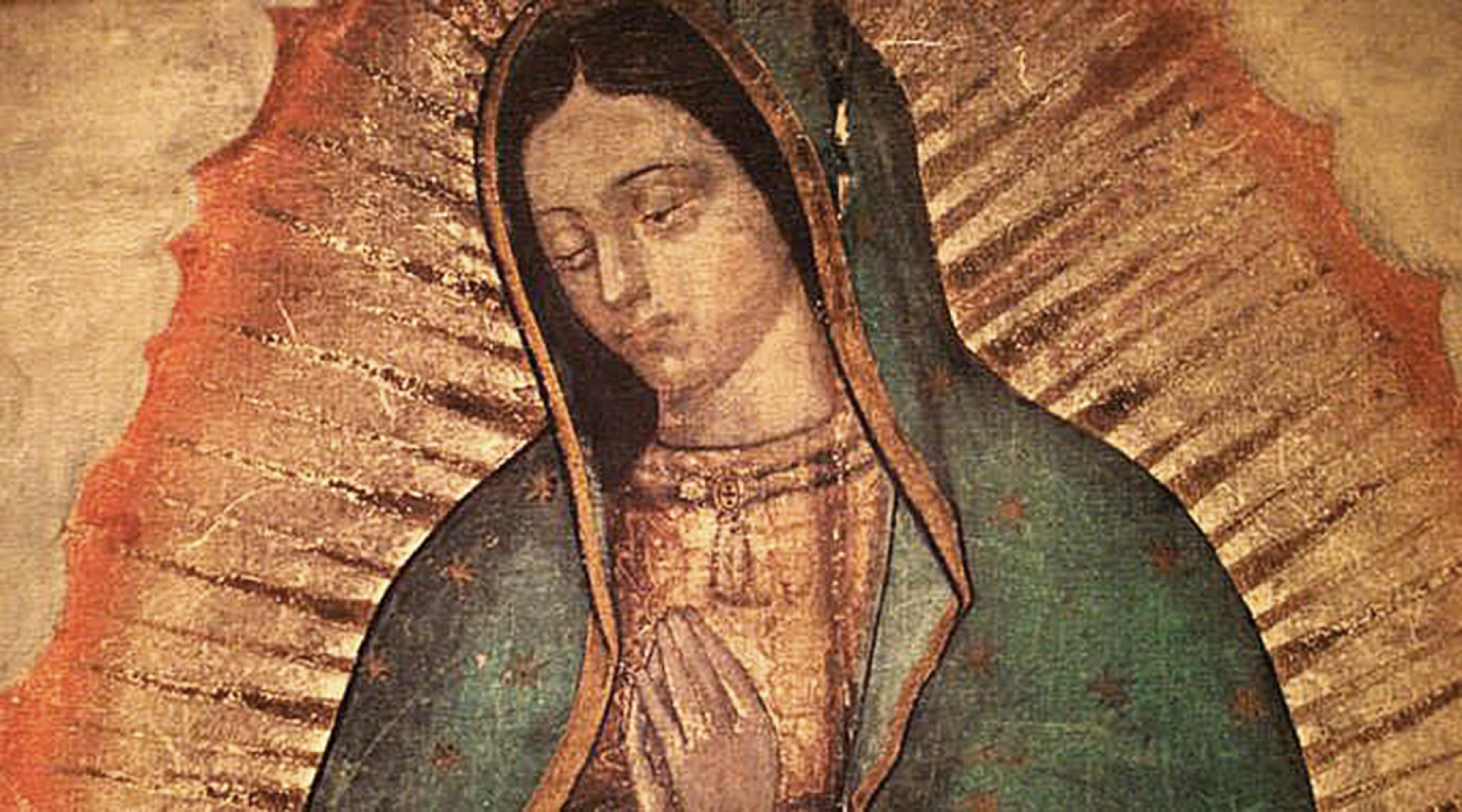 Sobria celebración a la virgen por parte de los pescadores