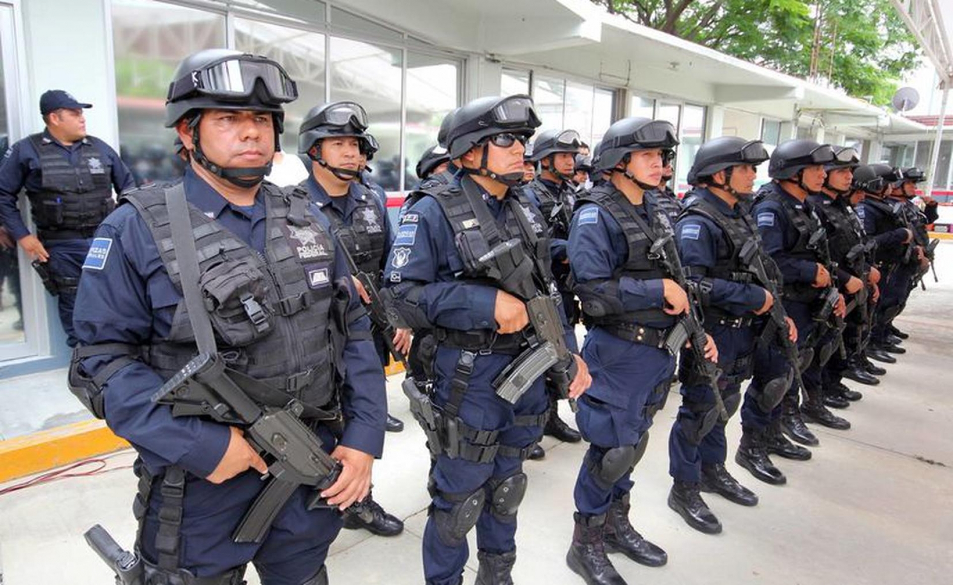 Abierta, convocatoria de la Policía de Protección Federal en el poniente