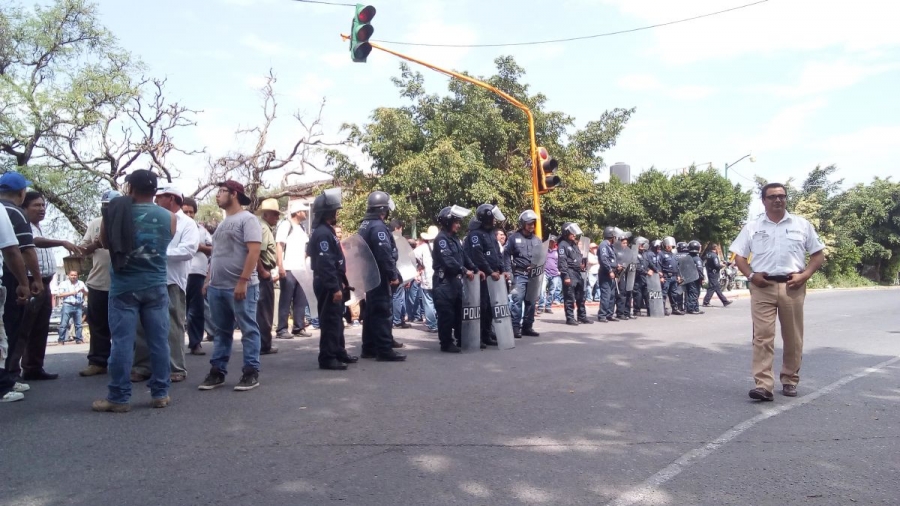 A punto de brotar la violencia, en el transporte en Cuautla