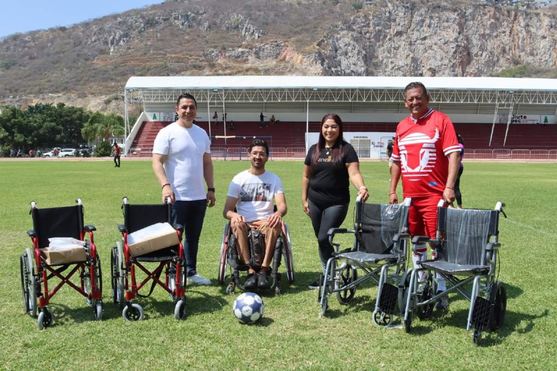 Celebran partido con causa