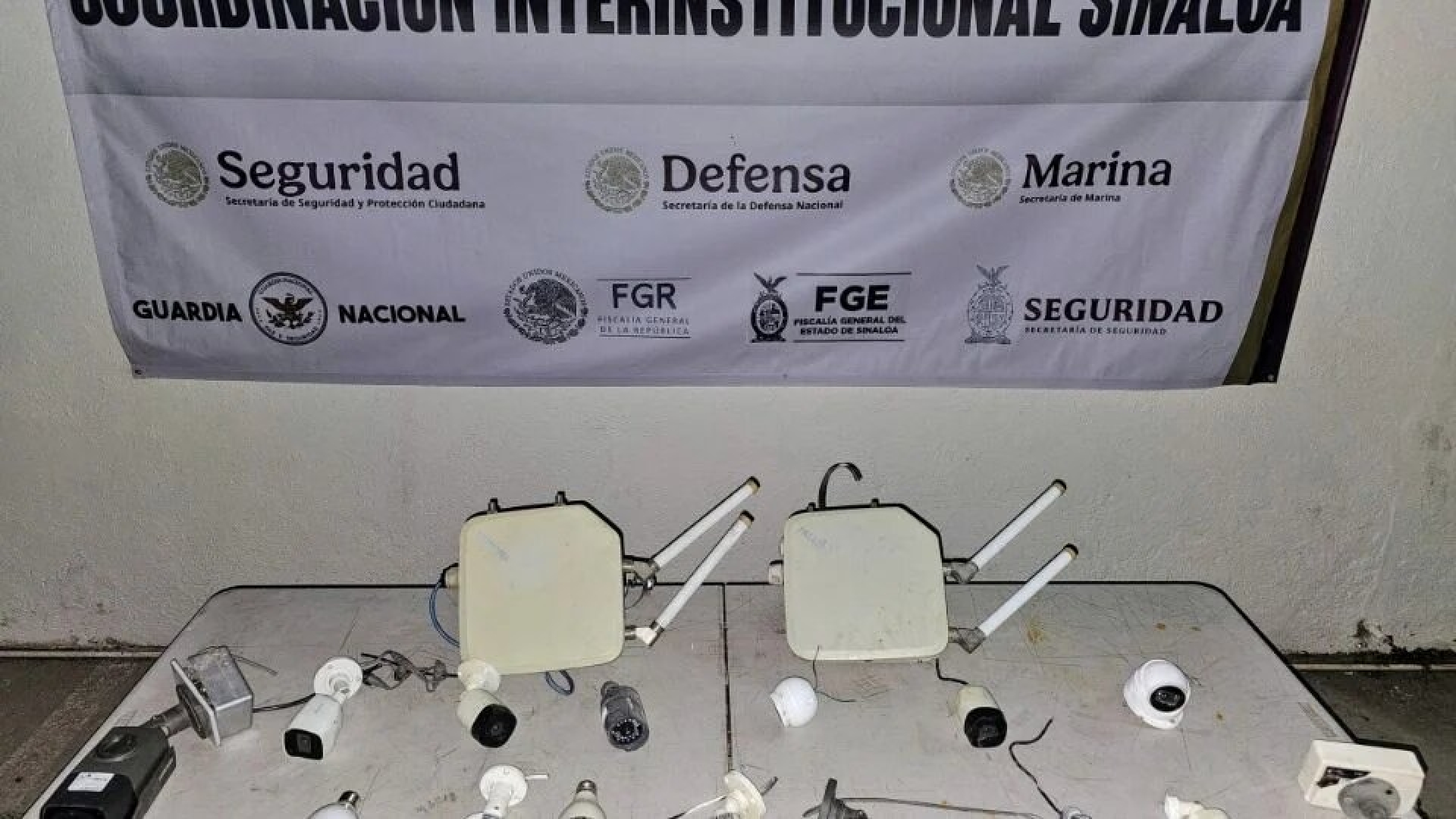 Retiran 15 cámaras de vigilancia irregulares en Culiacán; suman más de mil 700