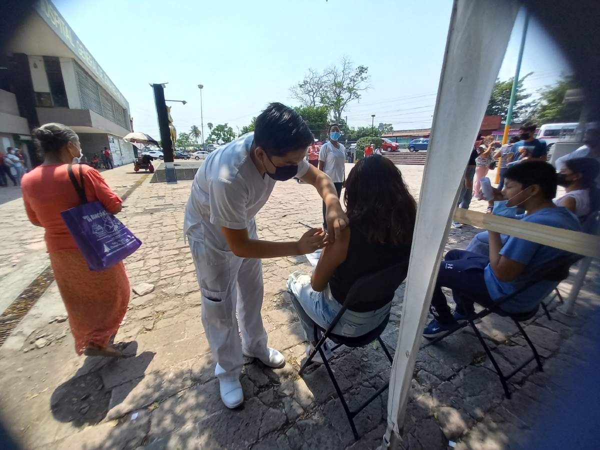 Continúa vacunación anticovid para niños esta semana