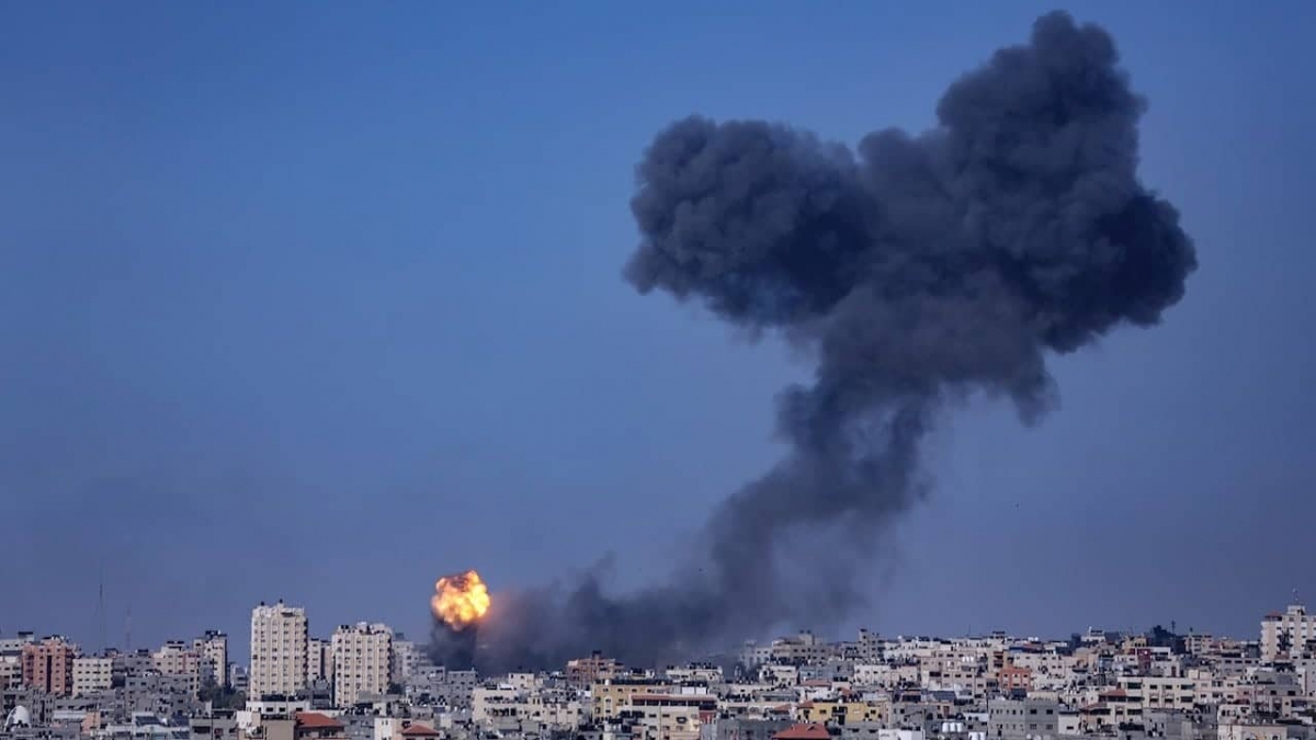 Israel ataca oficina del jefe de las fuerzas de seguridad de Hamas