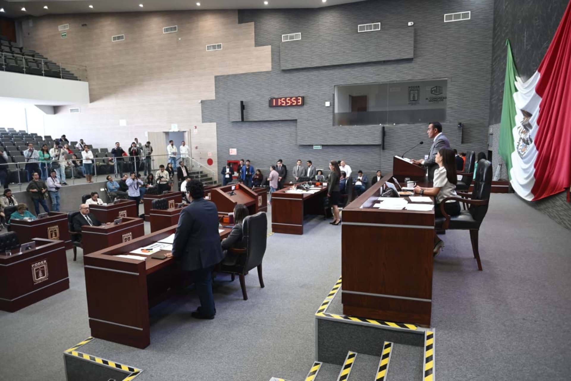 Clausura Congreso primer periodo ordinario de sesiones del segundo año de ejercicio constitucional de la LVI Legislatura