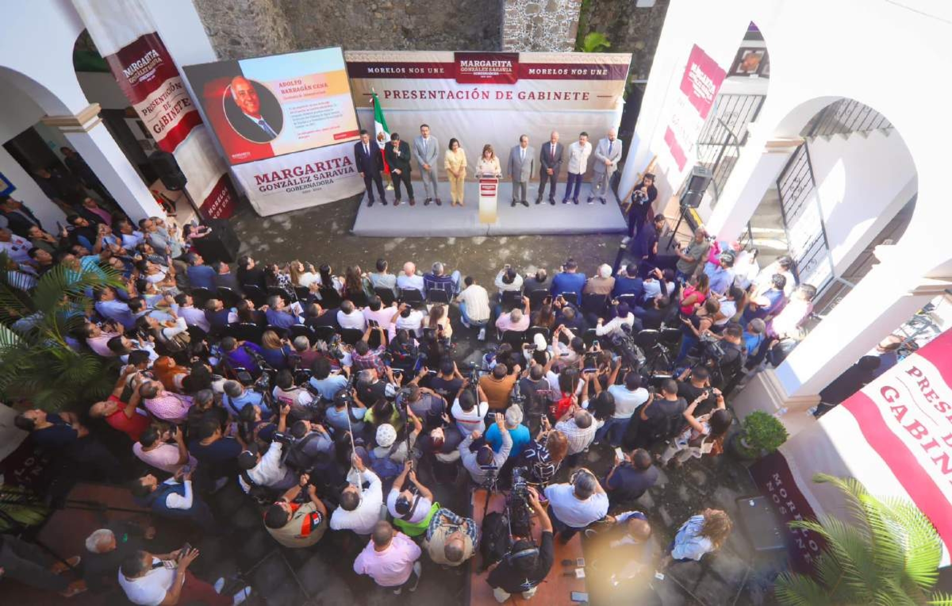 Un gabinete 'multicolor'