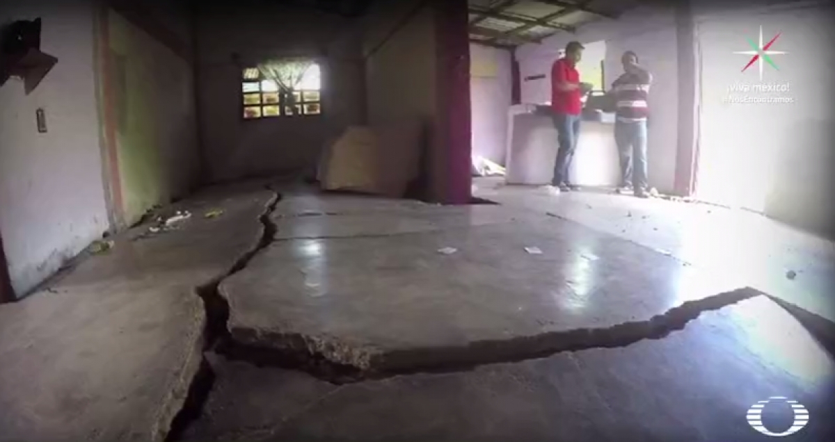 Sismo partió a la mitad casas de Paredón, comunidad pesquera de Chiapas