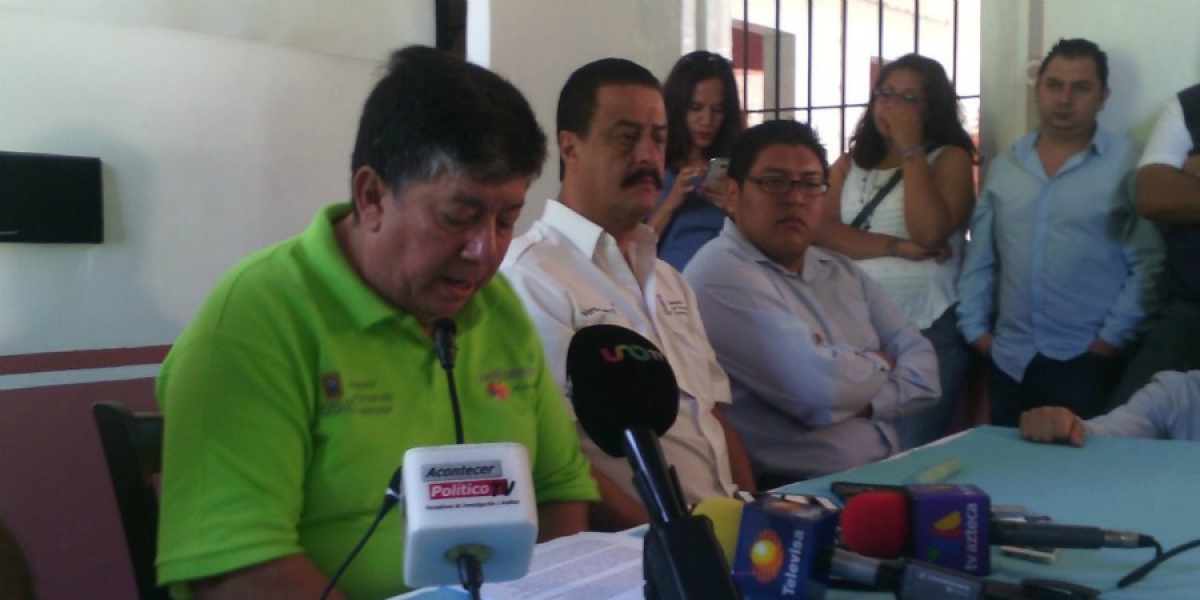 Se amparan integrantes de la Asociación de Verificentros para evitar cierre por seis meses
