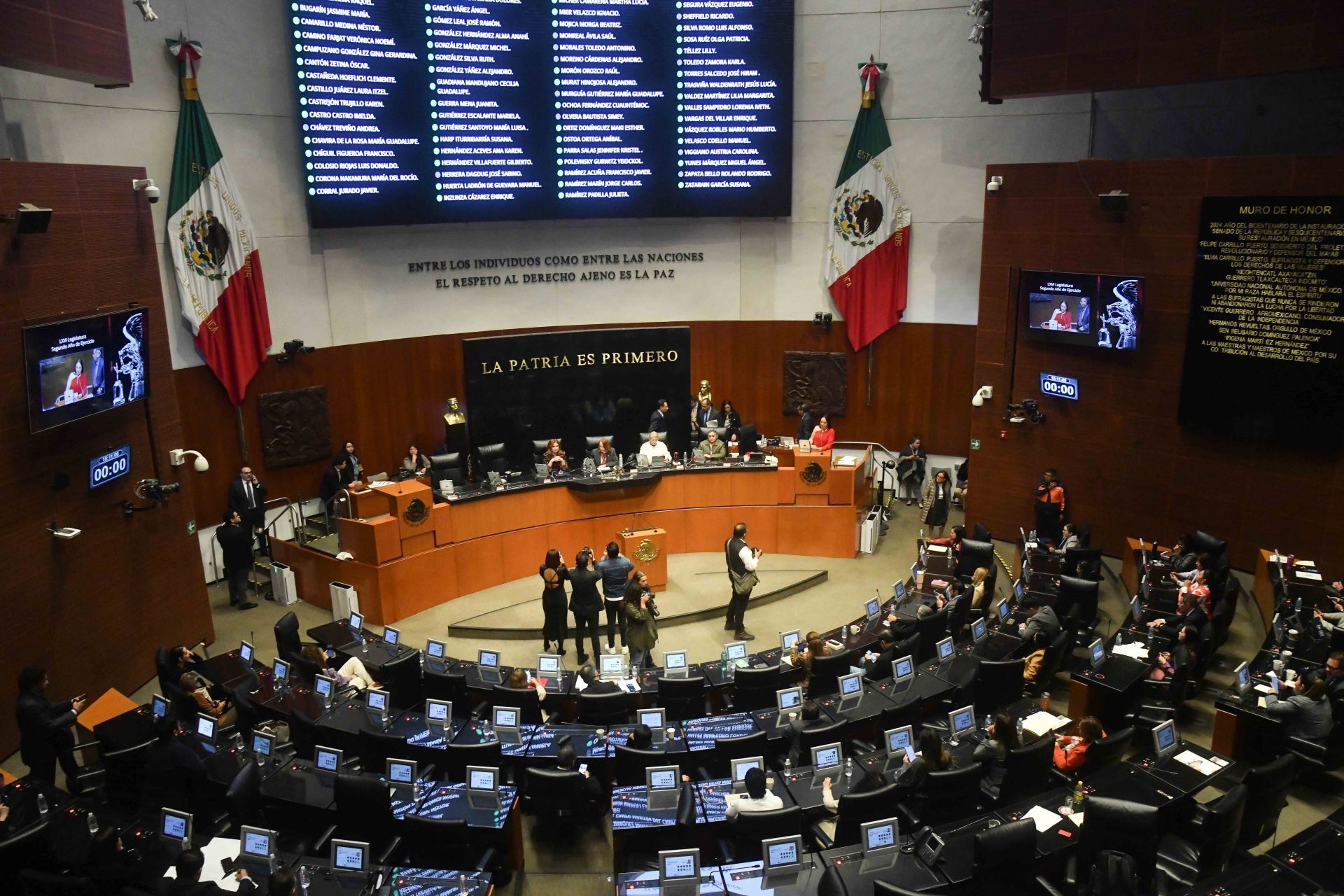 Presidenta del Senado defiende soberanía nacional y respalda a Sheinbaum