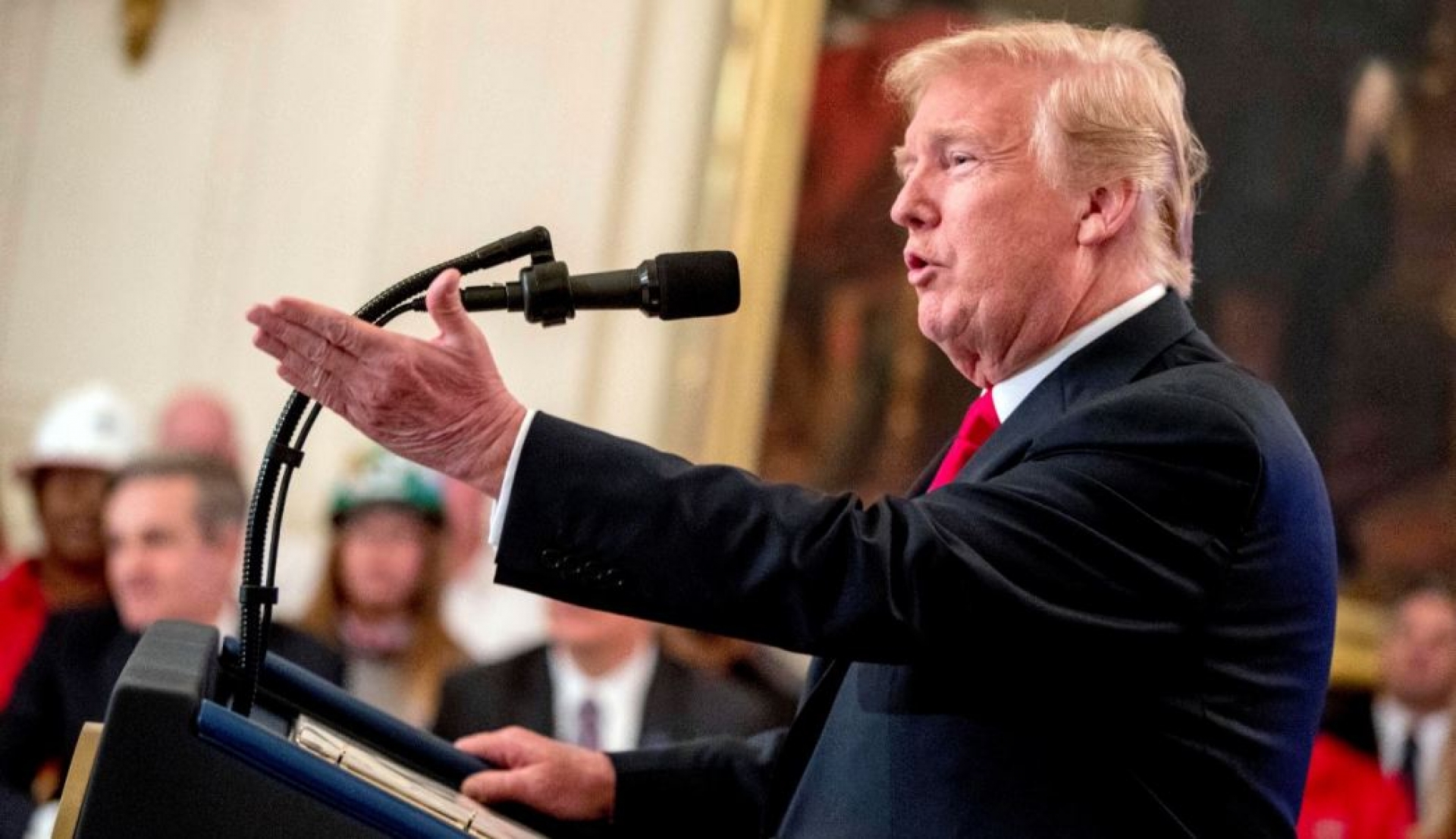 Trump evaluará gravar más productos chinos por 500 mil mdd