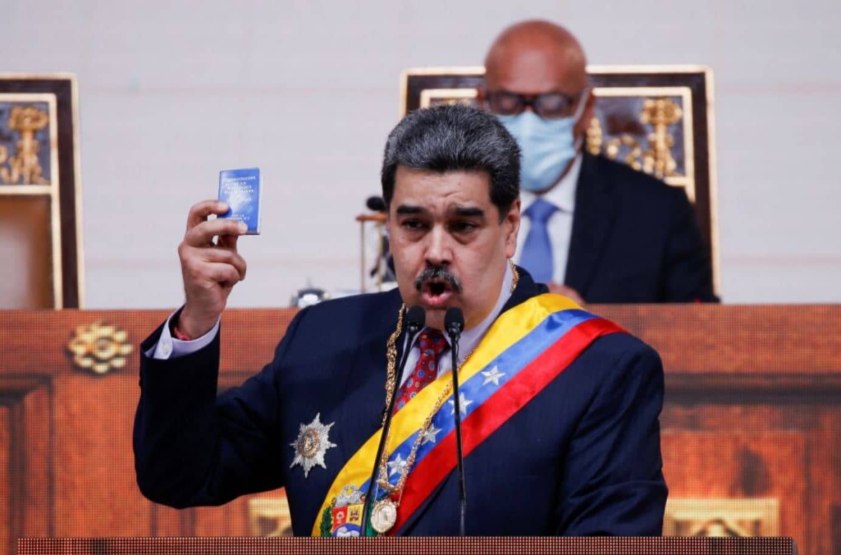 Venezuela dará 12 horas para reunir firmas para revocación de mandato