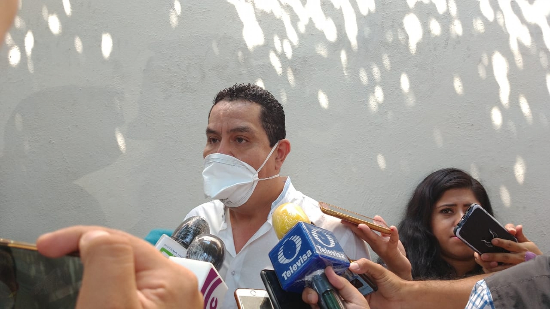Pide alcalde imponer “toque de queda”