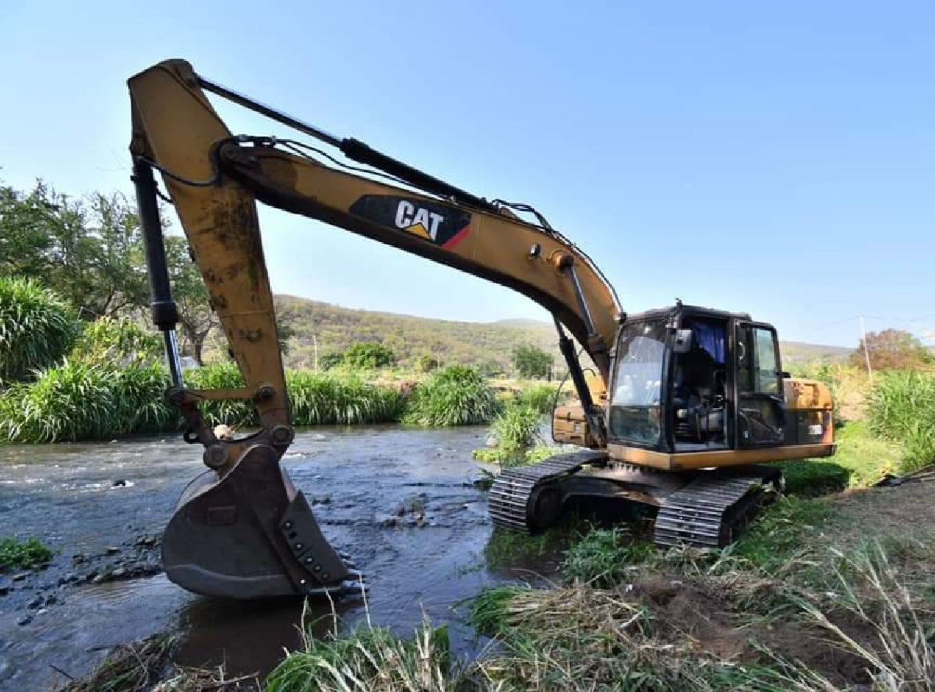 En Tetecala, inician trabajos de desazolve en el río Chalma