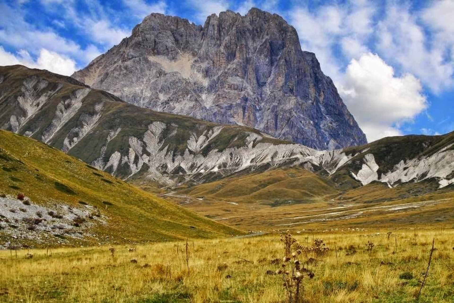 Localizan los cuerpos de dos alpinistas en Italia, tras cinco días de búsqueda
