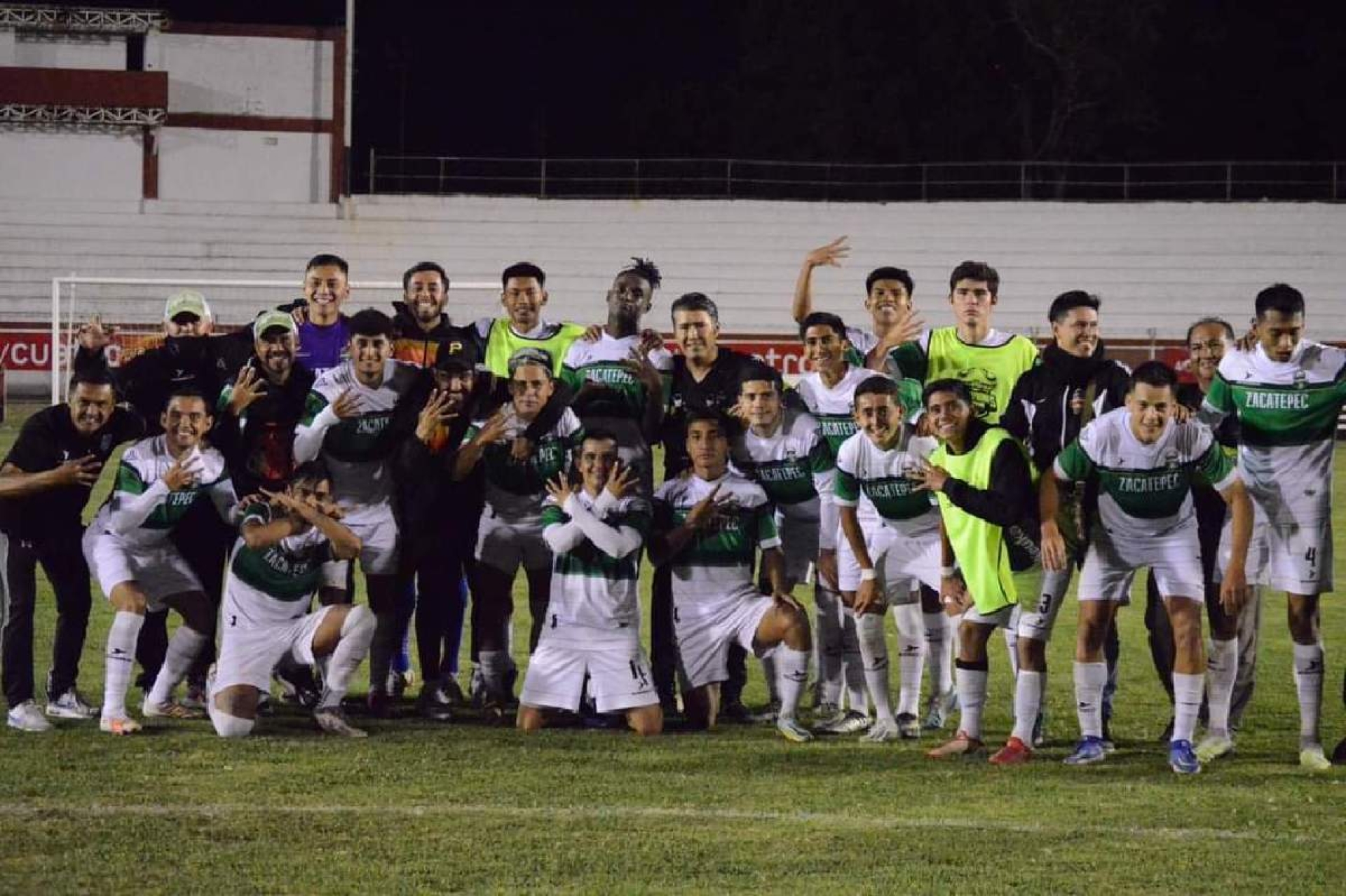 Cierran con triunfo en Salamanca