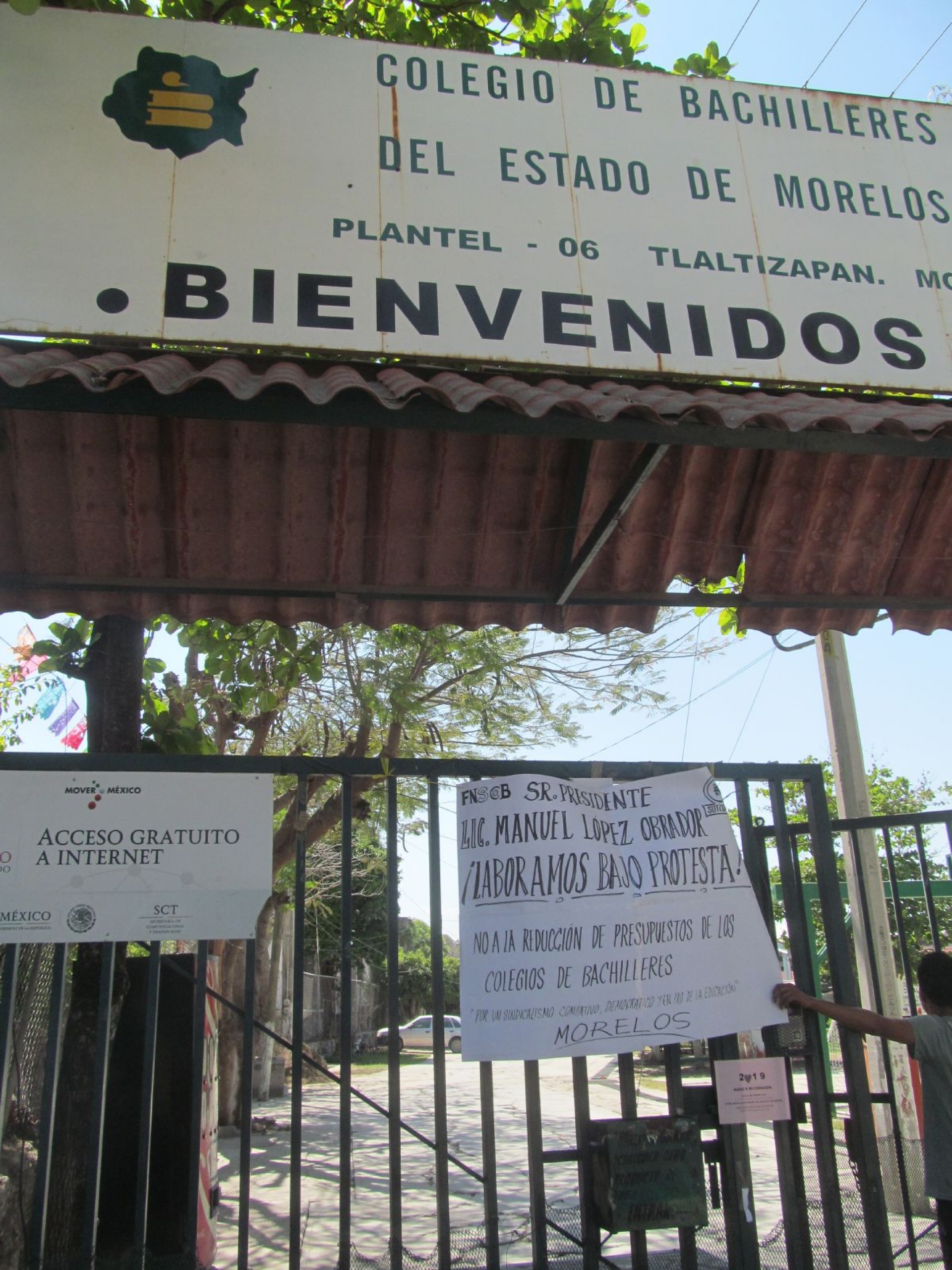 Se quedarían profesores del Cobaem sin aguinaldo