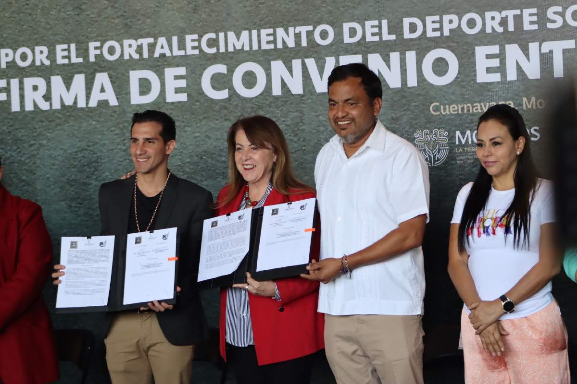 Firman convenio Conade e Indem