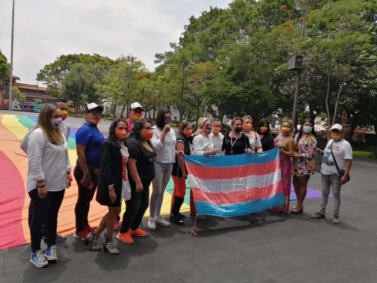Claman grupos de la diversidad por aprobación de ley de identidad sexogenérica