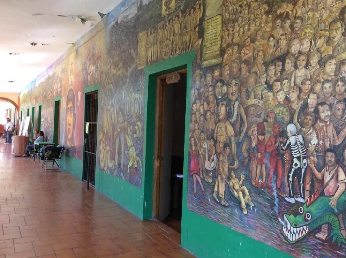 Inició la restauración del mural del Ayuntamiento de Mazatepec