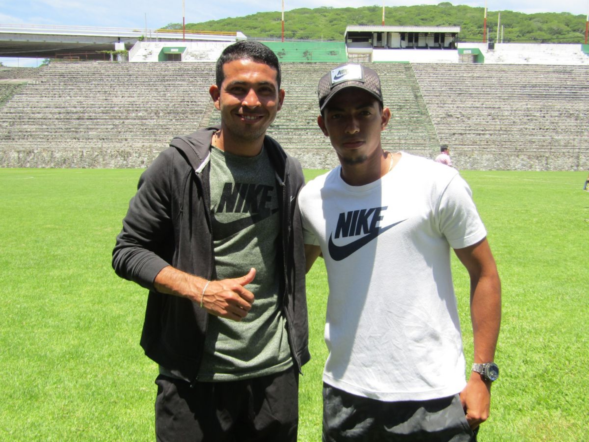 Dos colombianos siguen a prueba con Morelos FC