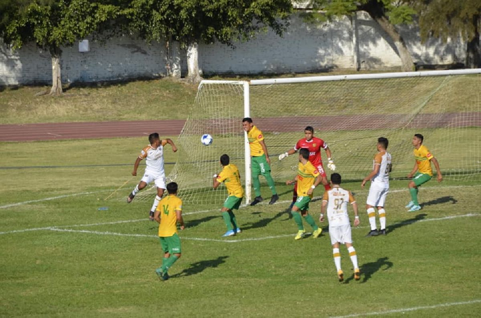 Cuautla se hunde en la tabla