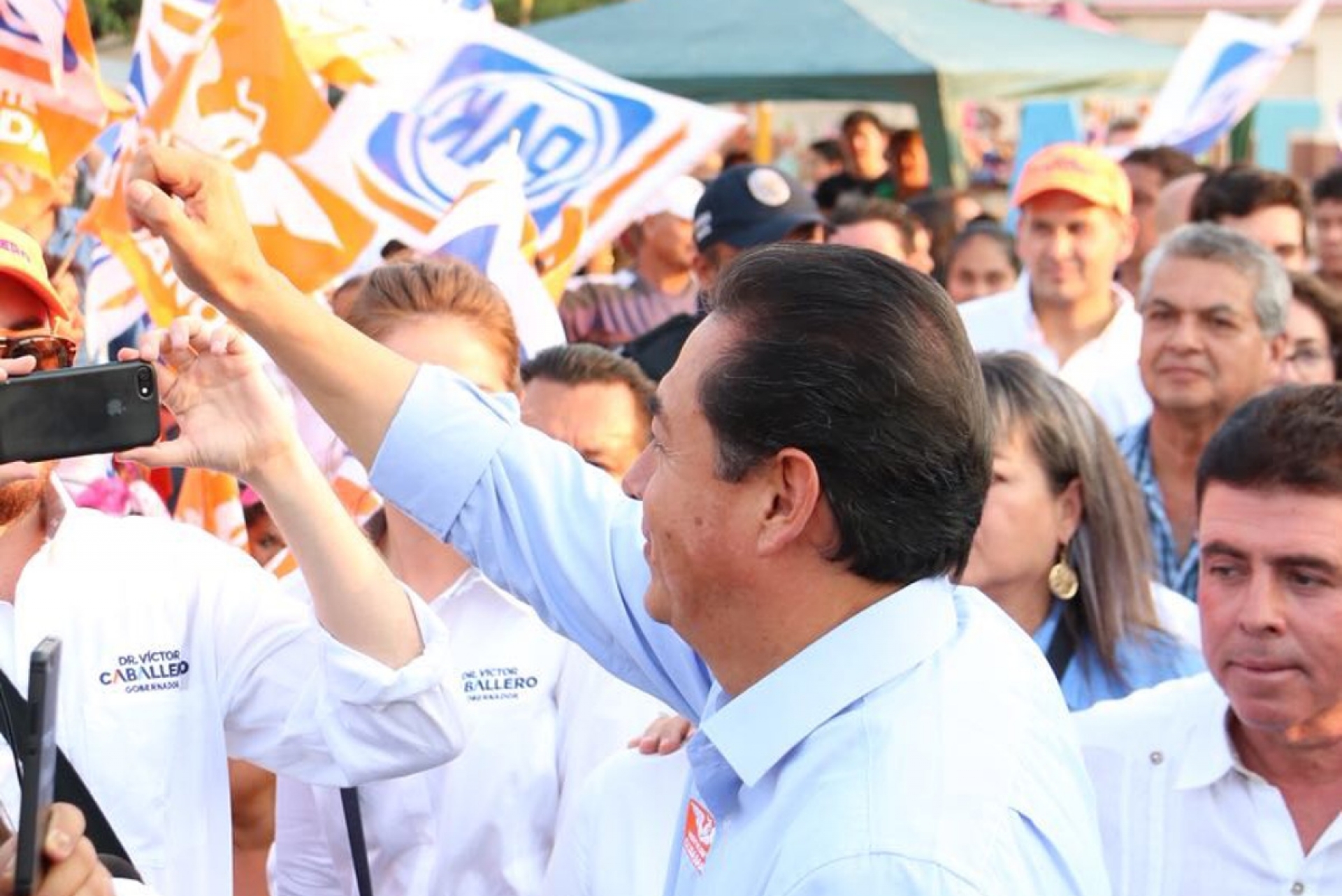 Reconstruir el estado, primer compromiso de Víctor Caballero