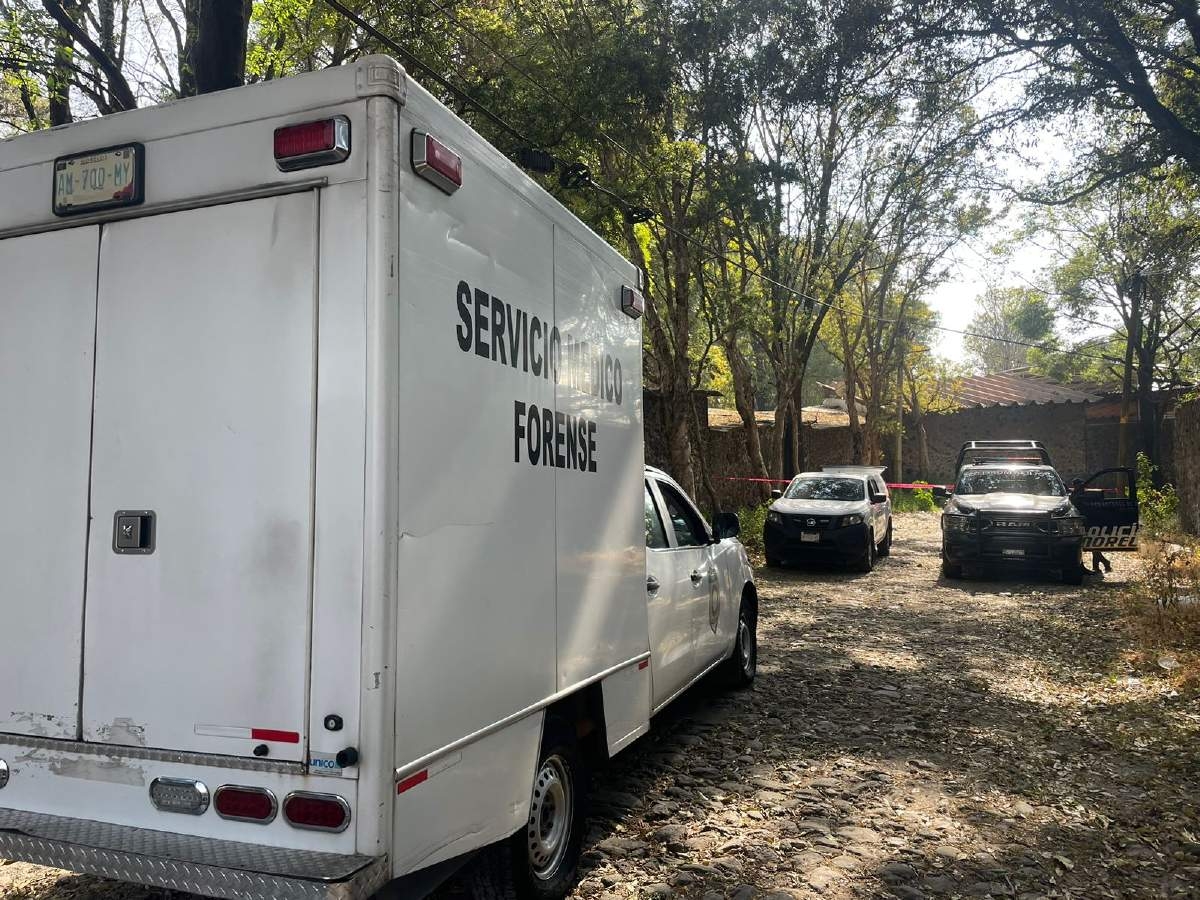 Abandonan un cuerpo en Santa María Ahuacatitlán