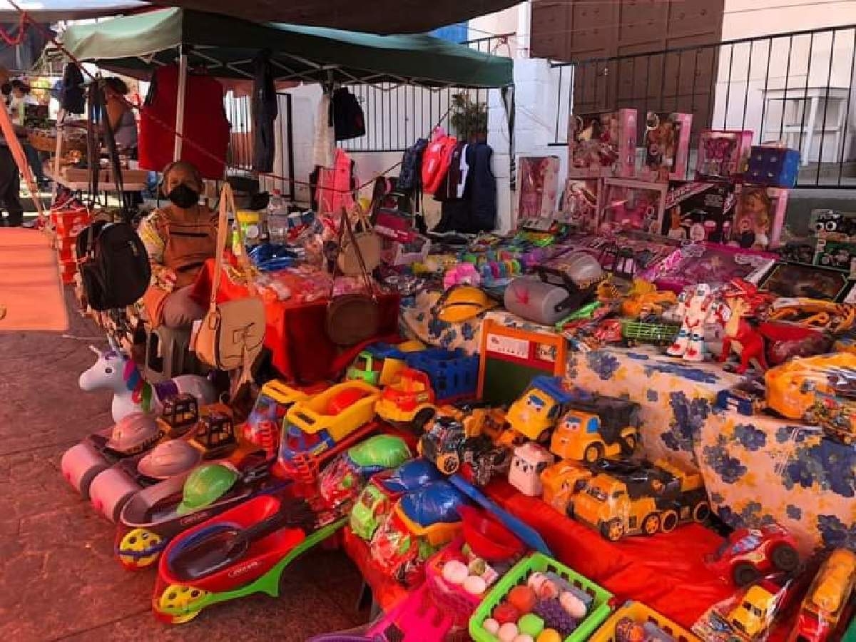 Tianguistas de Tetecala y Miacatlán aumentan ventas