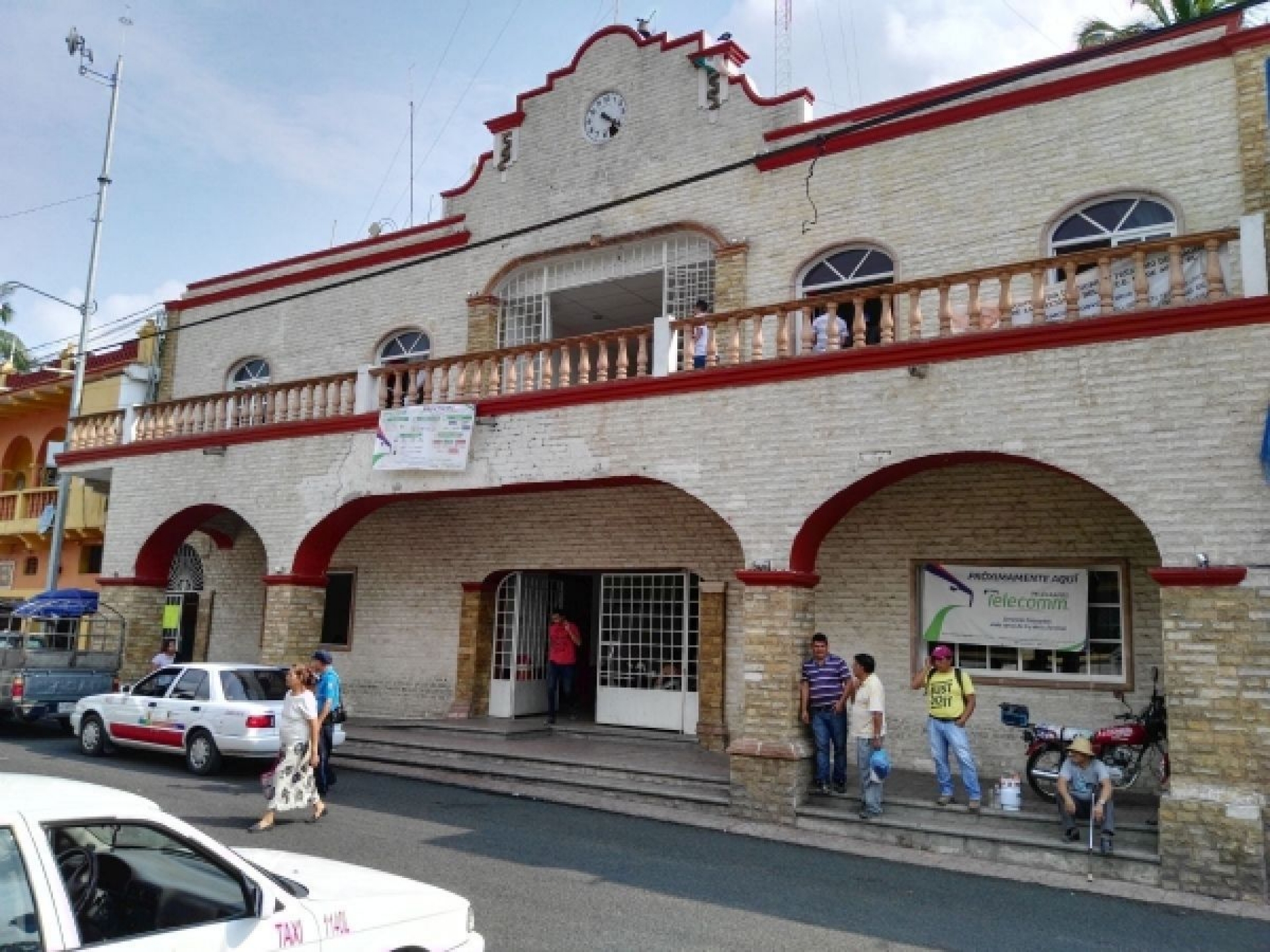 Ocho aspirantes se ven como edil de Coatlán del Río